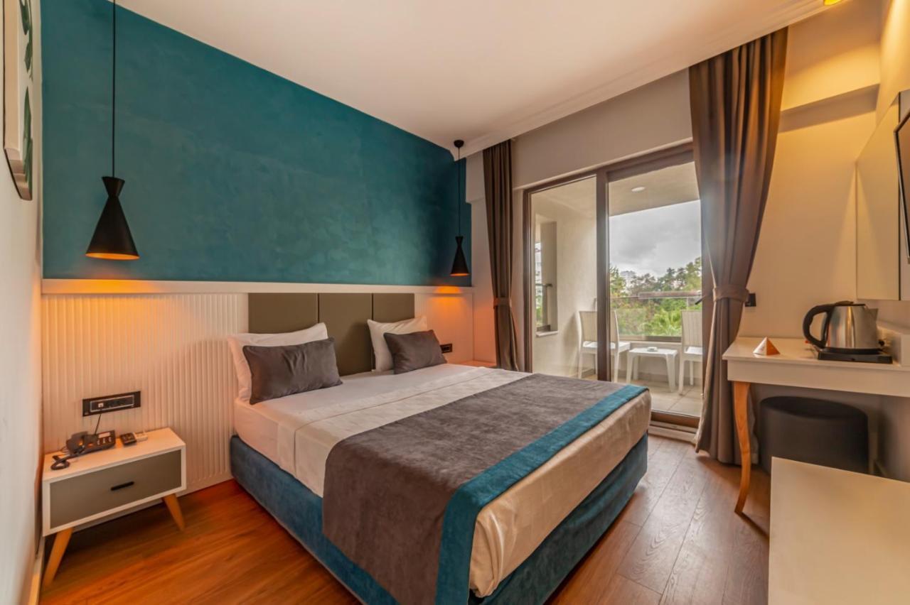 Tema 242 Hotel Анталия Екстериор снимка